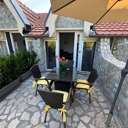 Villagio Вирпазар Екстериор снимка